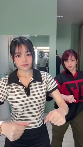 naka-focus sa kanya, ‘di sa choreo 😭💓 @MNL48 Rhed #MNL48 #MNL48Miyaka 