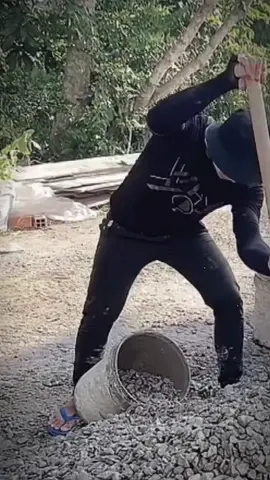 Ý là lỡ chân đó #nguyenhoangminh96 