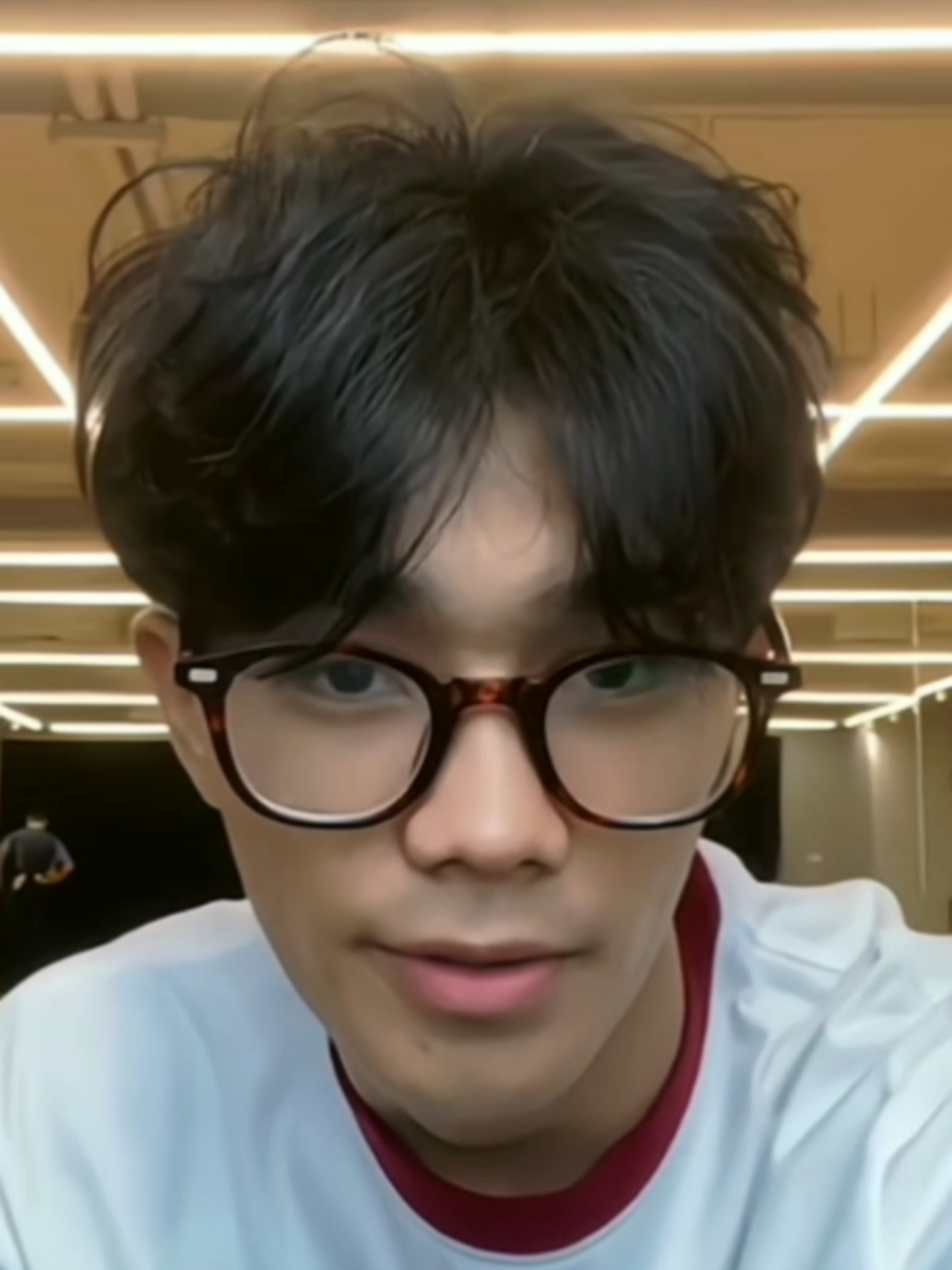 gk bosen ganteng apa bang  #junotiranat #gmmtvboys  #lewatberanda #fyppppp  #zyxbca 