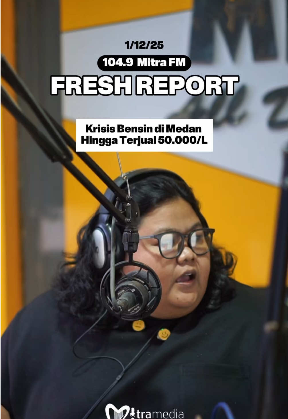 Menurut laporan CNN Indonesia, banjir besar di Medan berdampak langsung pada kelangkaan BBM. Warga harus membeli bensin eceran dengan harga sangat tinggi, mencapai Rp50 ribu per liter. Ujian berat di tengah situasi yang sudah sulit #indonesia #news #sumatra #banjir 