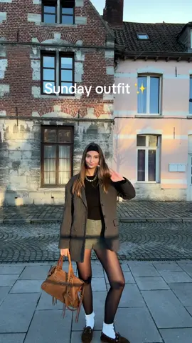 Mon outfit d’hier, vous en pensez quoi ? 🫶🏼✨ #outfit #outfitinspo #OOTD #fyp #outfitideas 