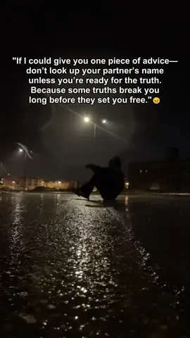 Ask anything about anyone to Truthsearch!