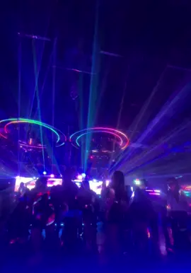 Beritahu kepada ombak yang menyeramkan,bahwa nahkoda yang di tenggelamkan kemarin masih selamat dan berniat MENANTANGNYA kembali ! #taichung_taiwan🇹🇼 #exo_lovers_taichung🇹🇼 #fypシ゚ 