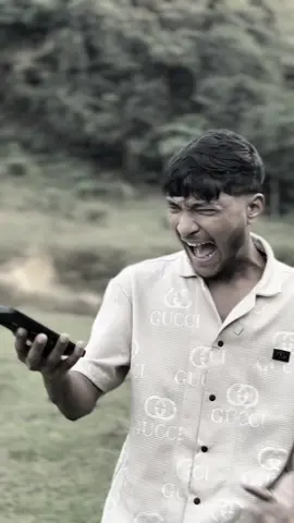 হেলো মাহিন একটা কাজ আসিলো 😄#mmmahin__voice__of_rakib #TikTokComedy #FunnyTrends #BanglaFunny 