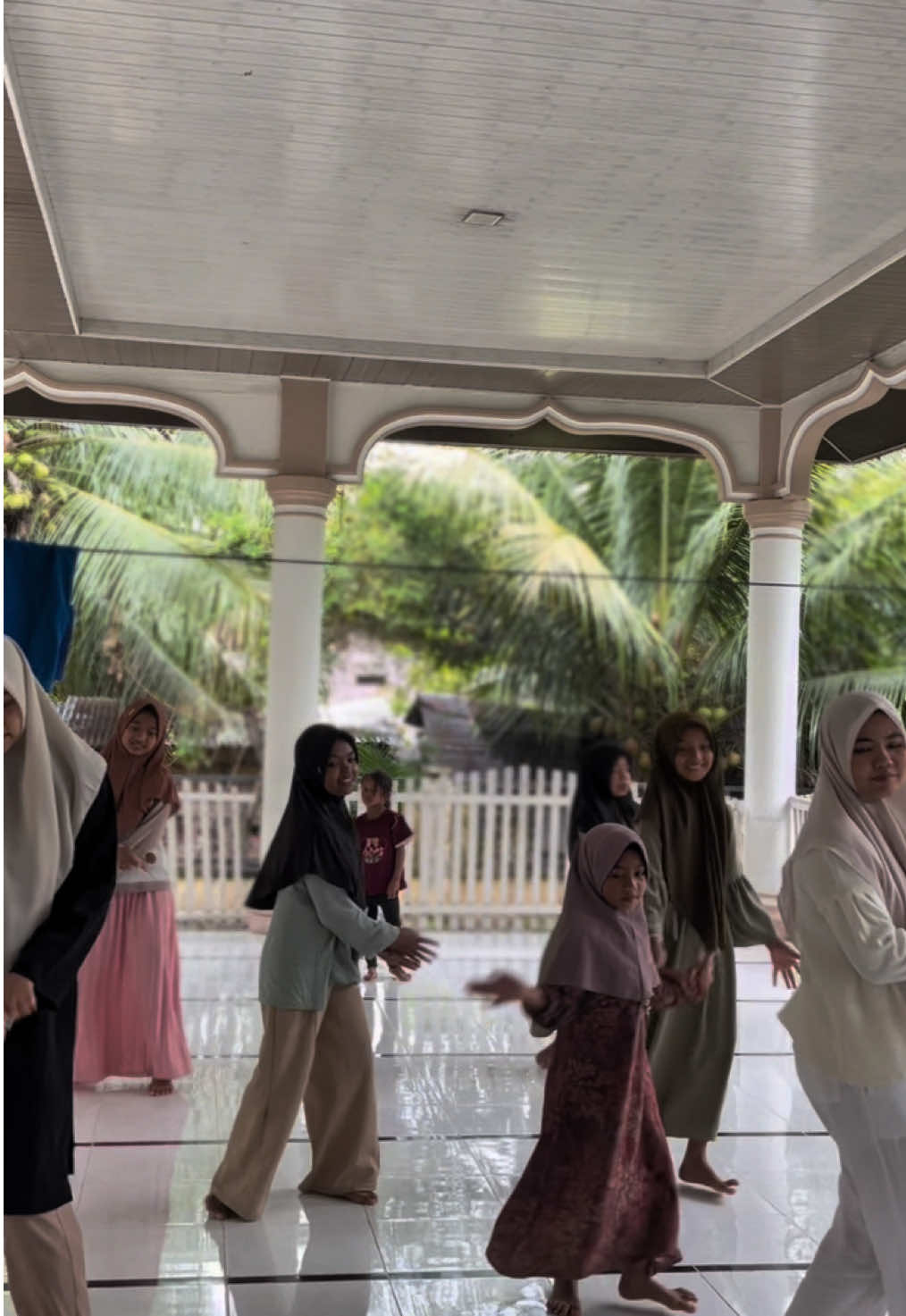 proses belajar dan mengajarkan tarian adat aceh (anak desa pulo lhoih) #tarianaceh #kkn #blajarbaikbutuhproses 