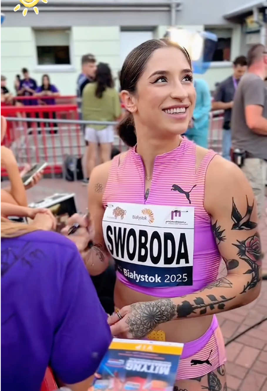 Ewa Swoboda is unstoppable.☝️☝️#athlete #sprint #poland #fyp #worldindoorchamps 