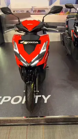 PT Astra Honda Motor (AHM) baru saja meluncurkan All New Honda Vario 125 model tahun 2026 di Indonesia, yang menampilkan desain baru, fitur-fitur canggih, dan varian 