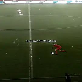 musiala>>Bellingham #fyp #fouryoupage #footballtiktok #4upage #futbol 