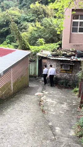 房仲日常被狗追😅 抱歉 我真的是笑到流淚😂 #基隆房仲 