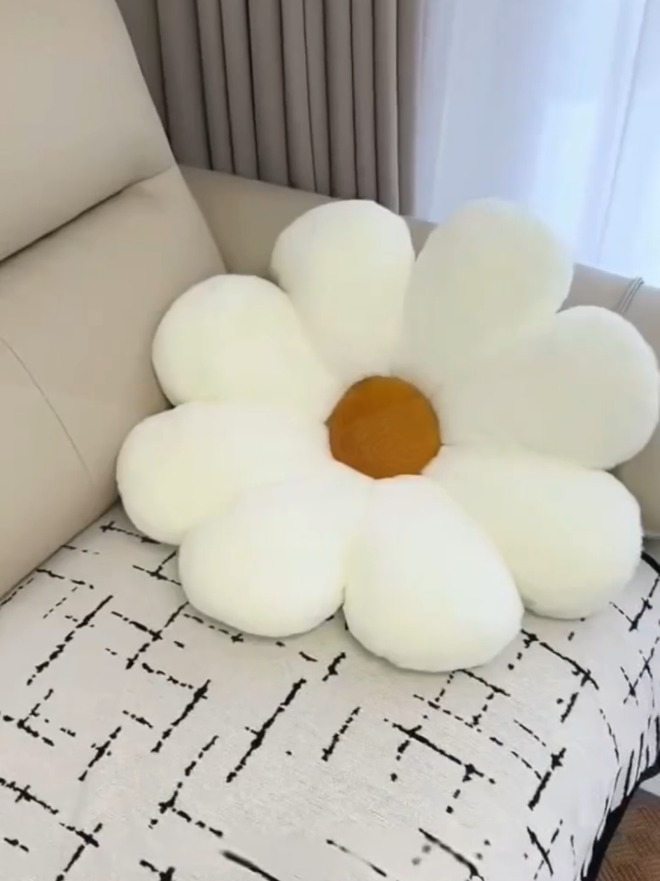 daisy flower pillow #sofapillow#flowerpillow #aestheticvibes #cozycorner #flowerpillow #roomdecorideas #softgirlstyle #tiktokmademebuyit #cutefinds #homedecortiktok #kawairoom #viraltiktok #cottagecoreaesthetic#pastelroom #cutedecor #pillowtok#tiktokfinds #minimalistdecor #kawaivibes #roommakeover #TikTokTrends