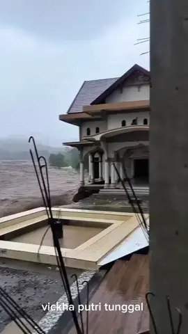 @vickha putri tunggal  #pesona  @rek malang 