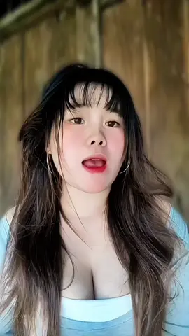 hnub no sawv los nriav qws noj tag 🤣🤣 #xuhuongtiktok @Poj laib ✅ 