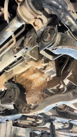 คราบสนิมแดงต้องใช้แบบนี้ #mdcleancar #มอสเอ็มดีคลีนคาร์ #บริษัทเอ็มดีคลีนจำกัด 