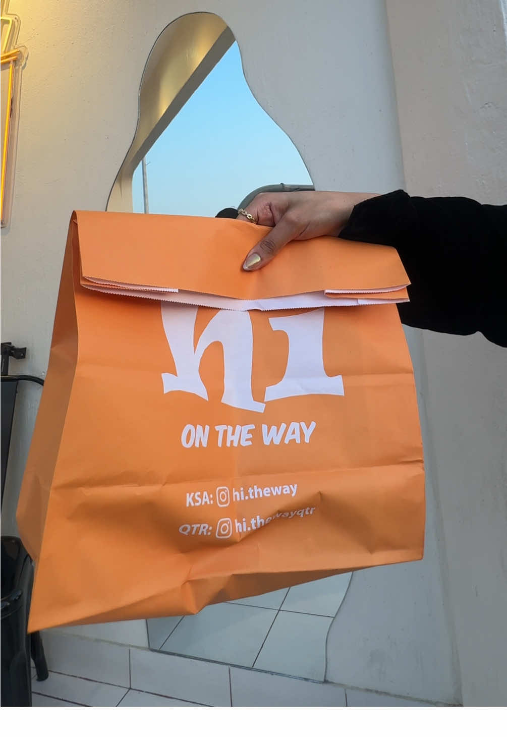 كنت بفرع المبرز ، الاحساء 🤩    فروعهم ( الاحساء - الخبر - الدمام - الرياض - الطائف - حفر الباطن - قطر )  . . . . #fyp #explore_اكسبلورر #fay  #هاي_برجر #بوكس 