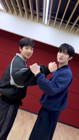 PUSH BACK with #KickFlip #민제 선배님 @KickFlip #IDID #PUSH_BACK #PUSH_BACK_Challenge 