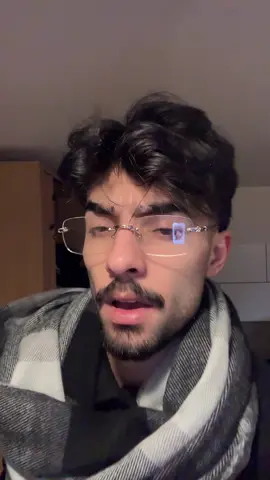 مب قادر اترك الاغنيه 😔#أحمد_العواد #foryou #fyp #explore 