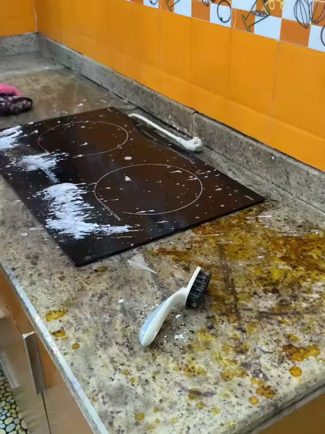 Turn everyday cleaning into a breeze – CLEVA All-Purpose Cleaner tackles oil, stains, and bacteria so you don’t have to struggle anymore. Make cleaning easy again! #HomeCleaningEssentials #cleanwithmemotivation #deepclean #Cleaner #HomeHacks #CleanHomeHappyHome #MustHaveProduct #CLEVAAllPurposeCleaner #CLEVA