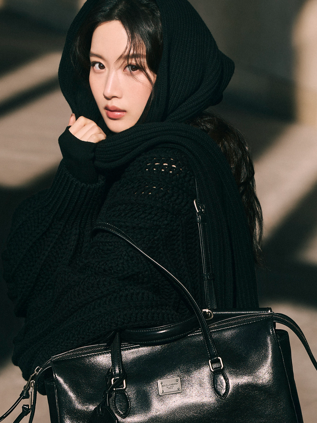 #DolceGabbana Global Ambassador Mun KaYoung wearing the Vittoria Bag. #DGFW25 #DGxMUNKAYOUNG