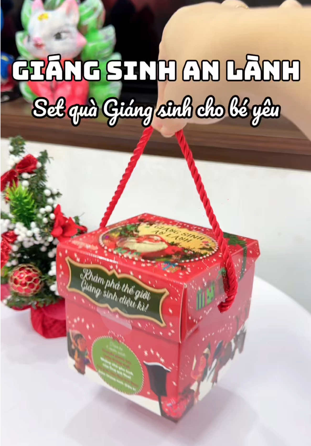 125 cá/ set quà như này quá xịn luôn mấy bà ơiiii. #docsachcungcon #viralvideo #quanoel #setquanoel #giangsinhanlanh 