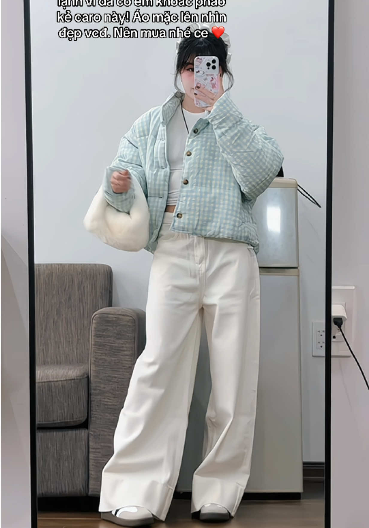 Cái màu áo nó đẹp gì đâu, mặc siu ấm lun 🥰 #xuhuong #reviewquanaonu #aokhoacphao #aokhoacphaonu #aokhoacphaobeo 