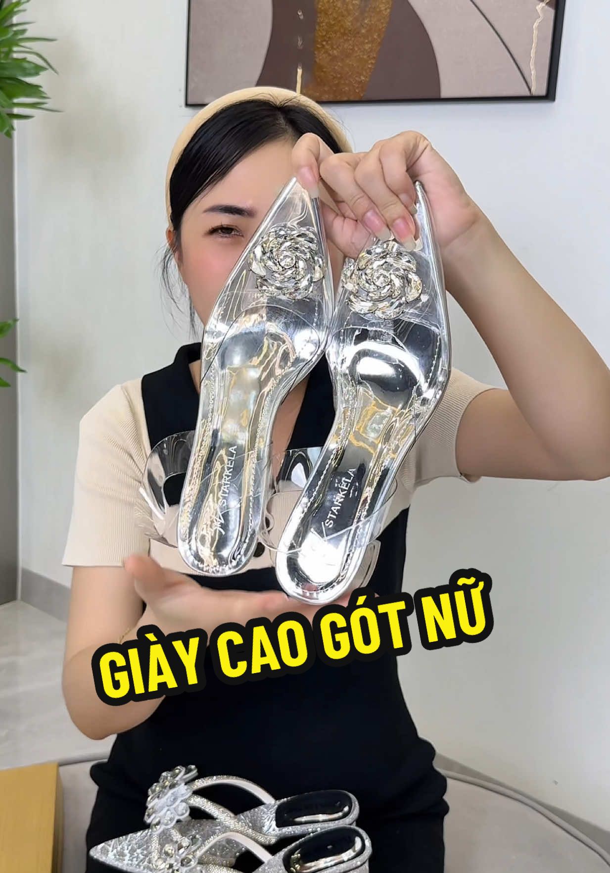 Mẫu Tết 2025 - Giày cao gót mũi nhọn nữ #giaycaogot #giaycaogotnu #giaycaogotmuinhon #tiemmerio 