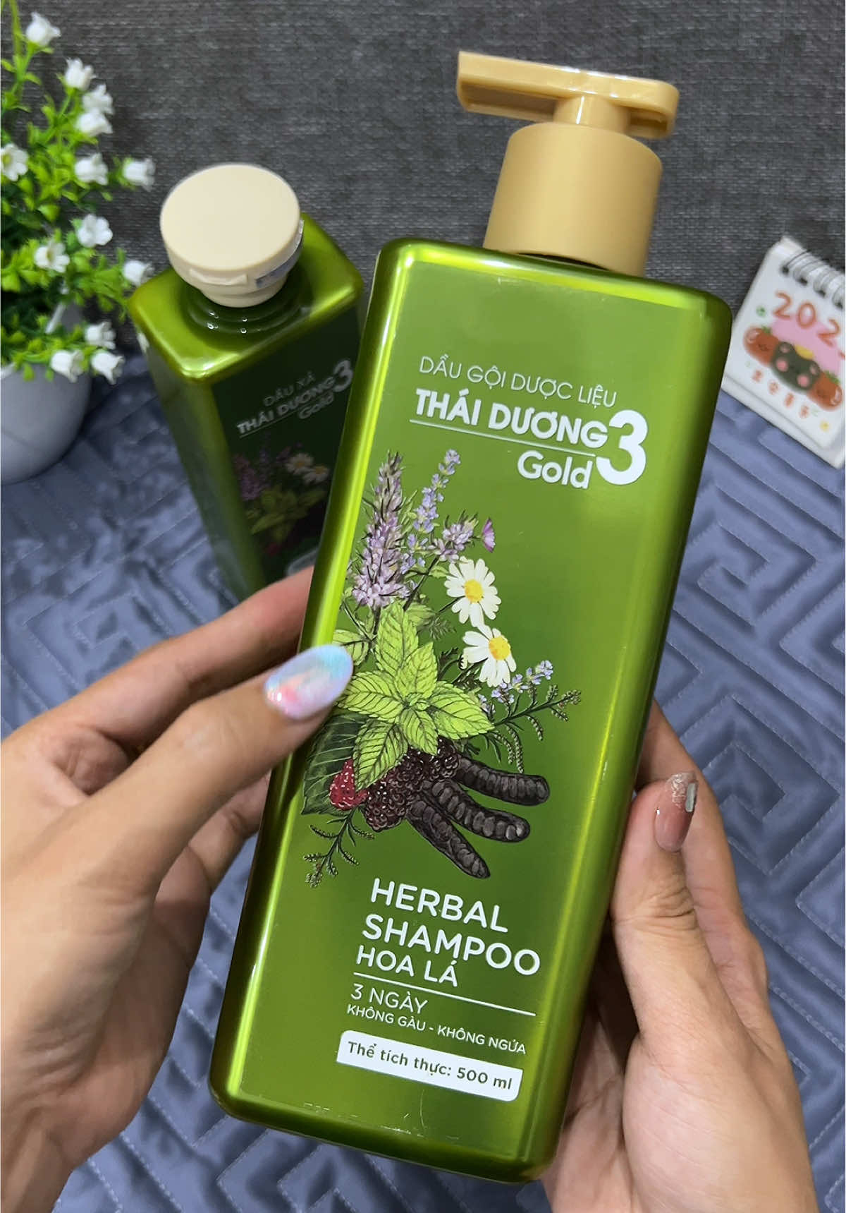 Vẻ đẹp hoàn hảo cho mái tóc #daugoithaoduoc #daugoisaothaiduong #xuhuong #daugoi #tranghatay96 