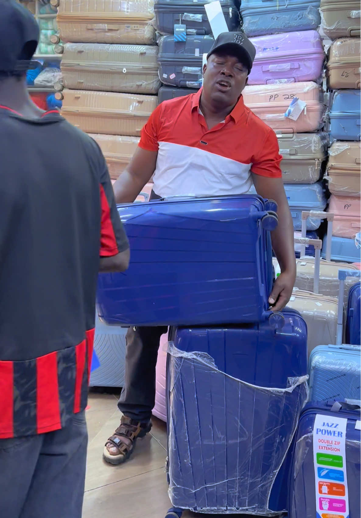 Shop with us at RNG Plaza, 3rd Floor, Shops FC8 and FC9, along Ronald Ngala Street. We stock shoes, carpets, suitcases, smart watches, tablets, and water bottles. We are open Monday to Sunday, 8:30 AM to 7:30 PM. We also have branches at: Beaver House, Mezzanine Floor, Shop M30 Tom Mboya Street Kitchenware, utensils, duvets, bedsheets, and curtains Superior Centre, Basement Shop B4, Next to HH Towers, Kenyatta Avenue Electronics, appliances, men’s and women’s clothes, underwear, Stanley mugs, and more Call us on 0.7.4.7.9.0.0.9.0.0 Shop online at [www.hiii-style.com] #rubbersuitcases #3in1suitcases #travelbag #christmasseason #decembershopping 