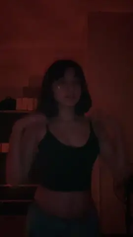 Panas bener ni hari astaga #dance #akunbaru #OOTD #fyppppppppppppppppppppppp #hardbody 