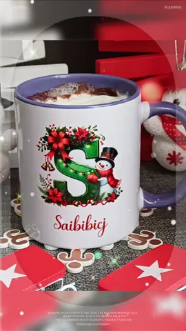 Pour les fêtes de fin d'année.  Si vous cherchez une idee de cadeau a la fois personnalisée et pleine d'attention, les tasses de CalliGift sont parfaites. Une initiale, un prénom, un motif de Noël.. chacun peut avoir sa tasse unique. C'est une petite idée sympa, utile et idéale à offrir pour les fêtes. Les meilleurs cadeaux sont ceux qui vous ressemblent merci calliegifts pour cette jolie tasse personnalisée j en suis fan❤️ Et merci à @im_with_rose pour la jolie collab🩷 Utilisez le code : lovef131 pour obtenir 15% de réduction et faire sourire quelqu'un aujourd'hui #calliegifts #meaningfulmoments #personalizedgifts #ideecadeaux #collaborationcommerciale 