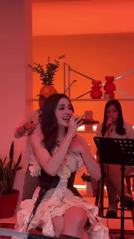 Terfavorit #mahaliniraharja #mahalini 