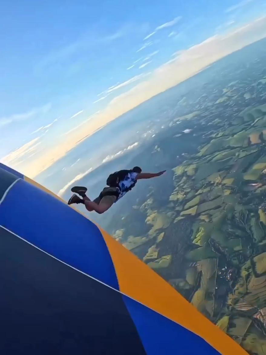 #skydiving #freefall #jump #skydive #fyp 