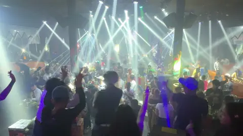 តោះដល់ម៉ោងទៀតហើយ #xzoom #បាត់អ្នកឲបេះដូងអស់ហើយ 