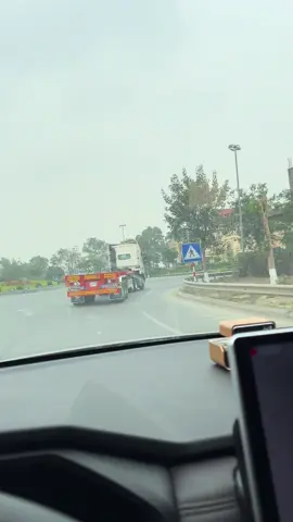 Chúc mừng b đã là thành viên của Chờ ngày ngân hàng tóm cổ🤣