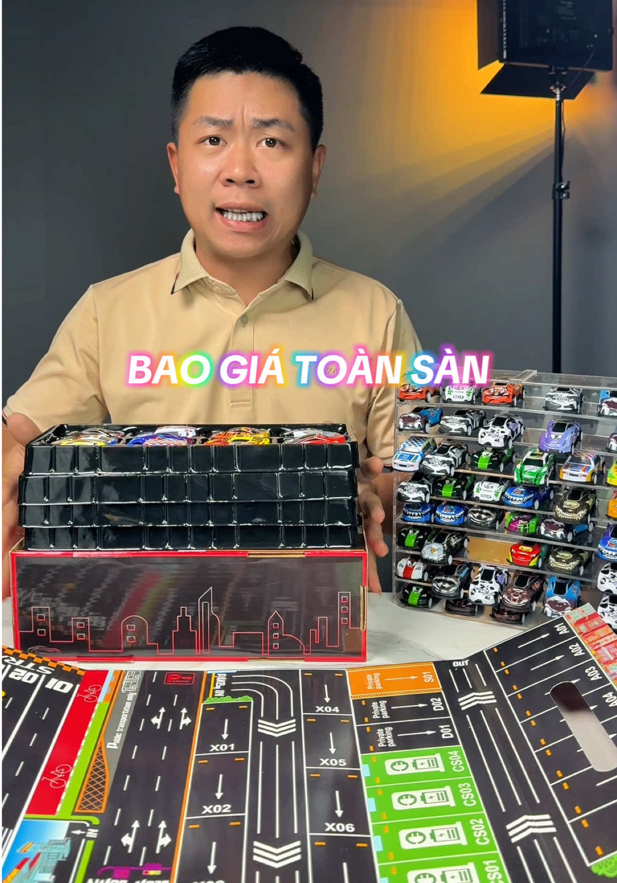 125k set 48 xe ô tô hơp kim chạy đà kèm đường đua cho bé