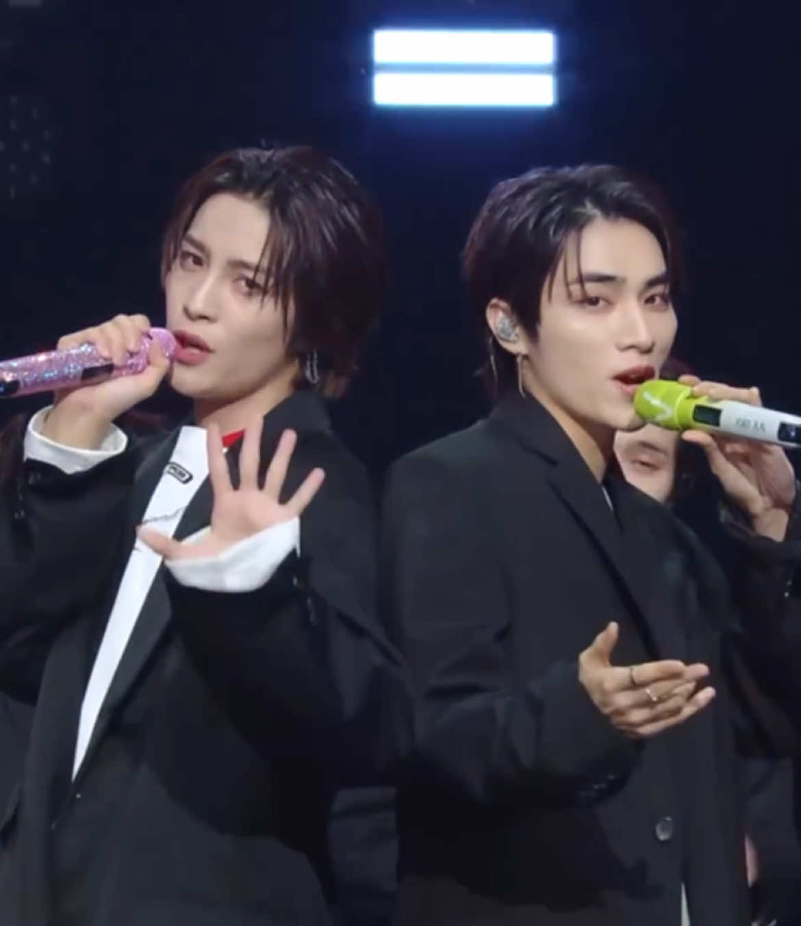 Wayv - Into The New World cover Rasanya gak pernah bosen nontonin versi wayv 😍 #wayv #wayv_intothenewworld #wayv_cover #wayvofficial #nct 