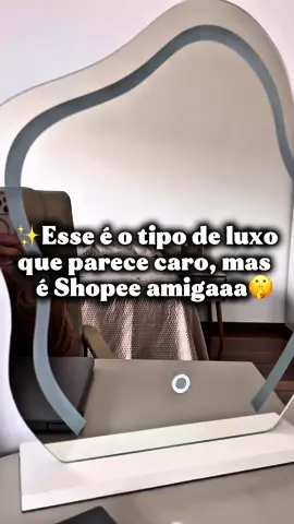 ✨ Luxo acessível que transforma qualquer cantinho em camarim de madame ✨💅 Você merece esse brilho.” ✨COMENTE: EU QUERO✨ para receber o link com desconto  #achadinhoshopee #luxoacessível #cantinhodabeleza  #penteadeiraperfeita #decoraçãodequarto     