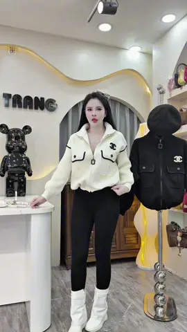 #xuhuong #trending #thoitrangnu #xuhuongtiktok #moingaymotoutfit 