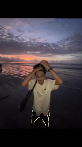 ehh suamiii🤩😡#promomakanharian #saldik #kusumawaraofficial #ceatorsearchinsights #4upage @D1k4 @andikaaAP. 