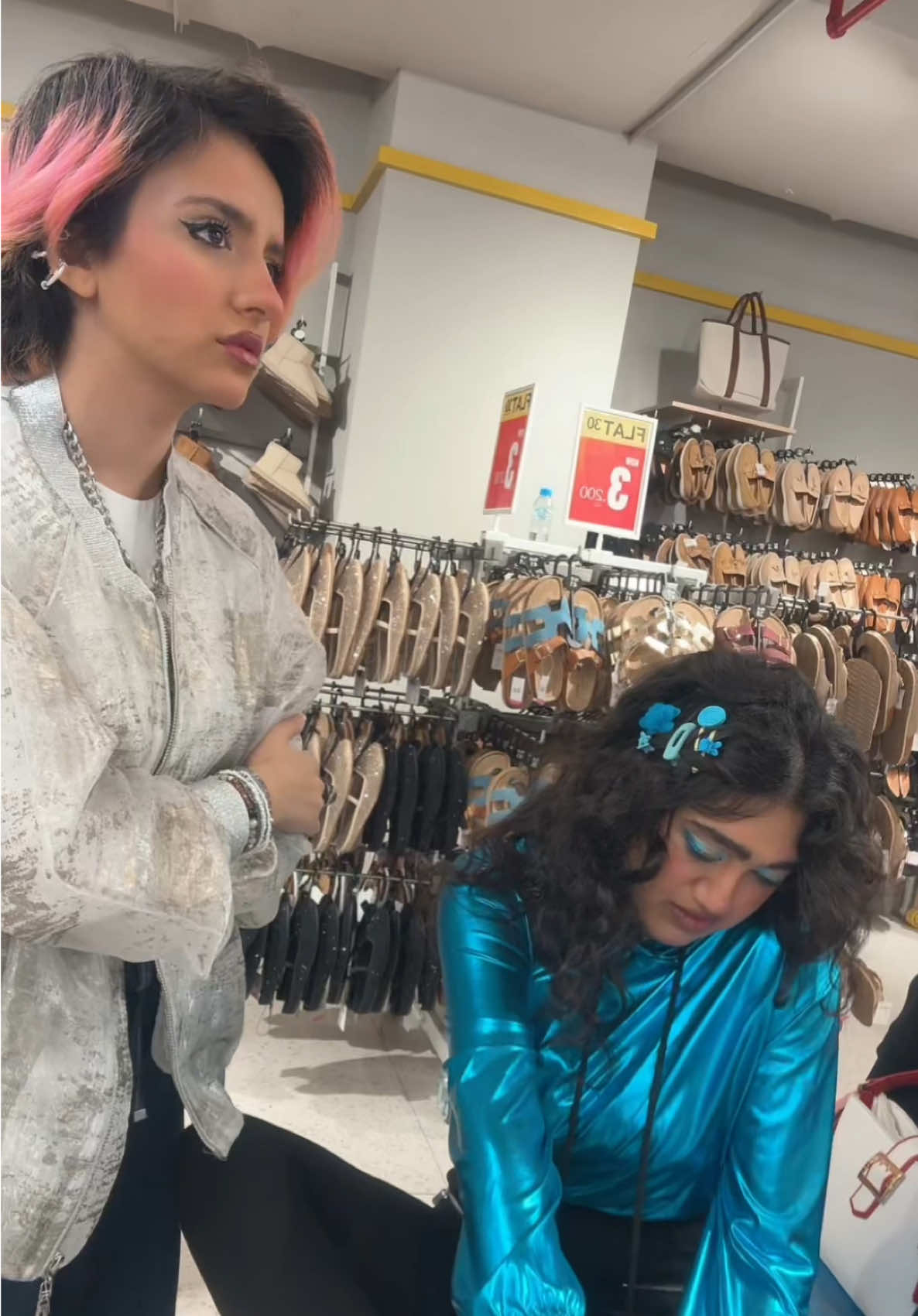 متتت💀😂@m13👼🏼  __________ #شعب_الصيني_ماله_حل😂😂 #مالي_خلق_احط_هاشتاقات🧢 #اغوى_كويتيين🇰🇼 #fyp #ترندات_تيك_توك 