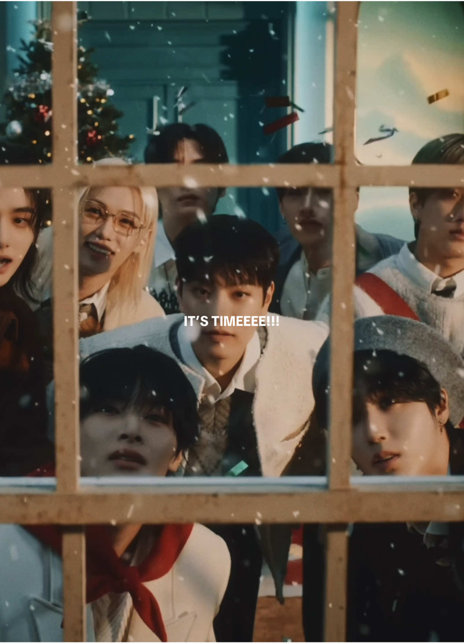 I can’t believe it’s already December 1st😭 #straykids #skz #straykidsstay 