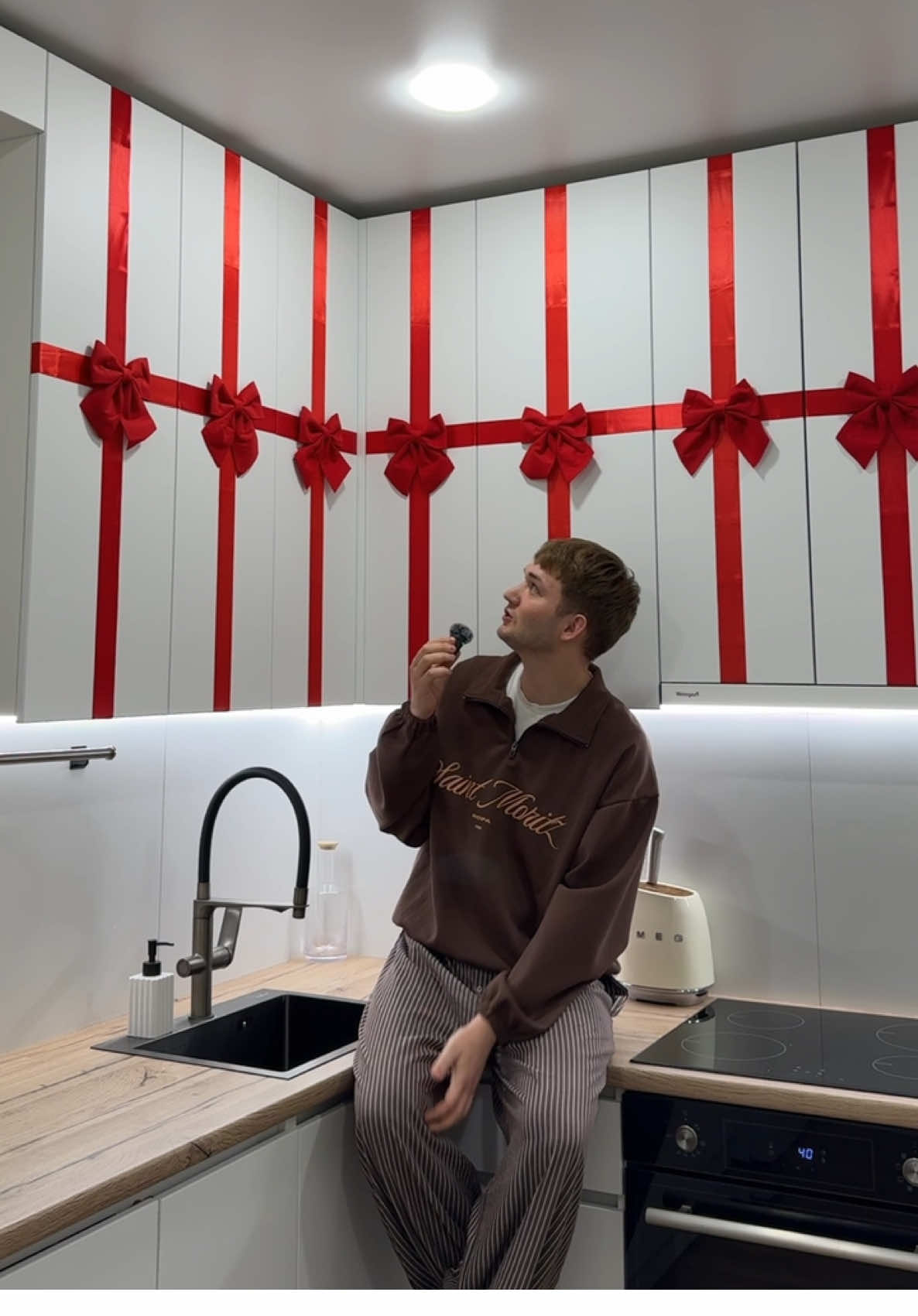 эту идею я хотел сделать с прошлого года, но у меня не было белой кухни✌🏻😗