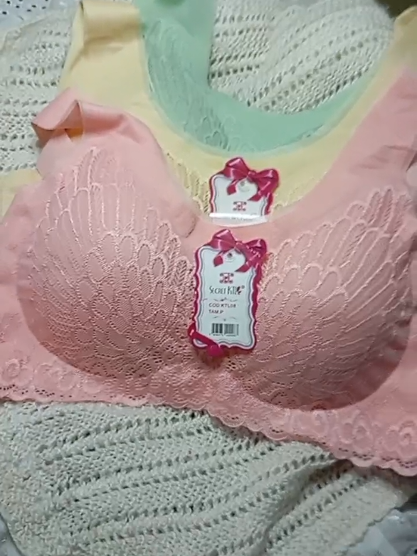 Um kit perfeito de sutiã renda 5D 😍 são super confortáveis, bojo removível, ótimo para o dia a dia ❤️ #viraltiktok #fyppppppppppppppppppppppp #modaintimafeminina #girls 