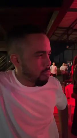 Un chupon de baño y sale 🪠 @The Bazers 😂 #fyp #foryoupage #foryour 