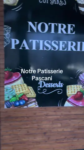 La Notre Patisserie Pașcani am pregătit brăduțul! 📍Pașcani, Str.Eugen Stamate, bl.D2, Parter( în spatele Catedralei) #cofetariepascani #notrepatisserie 