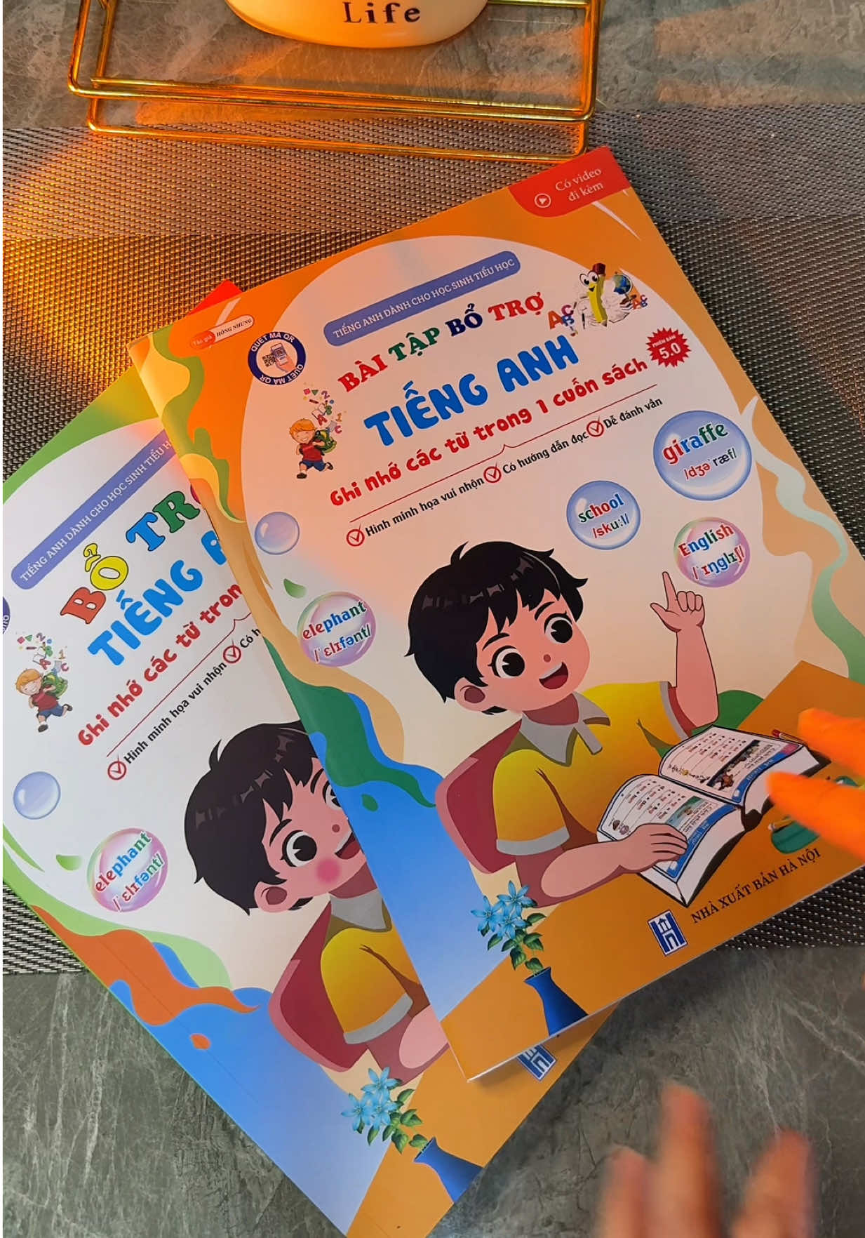 Sách Đánh Vần Và Bài Tập Bổ Trợ Tiếng Anh