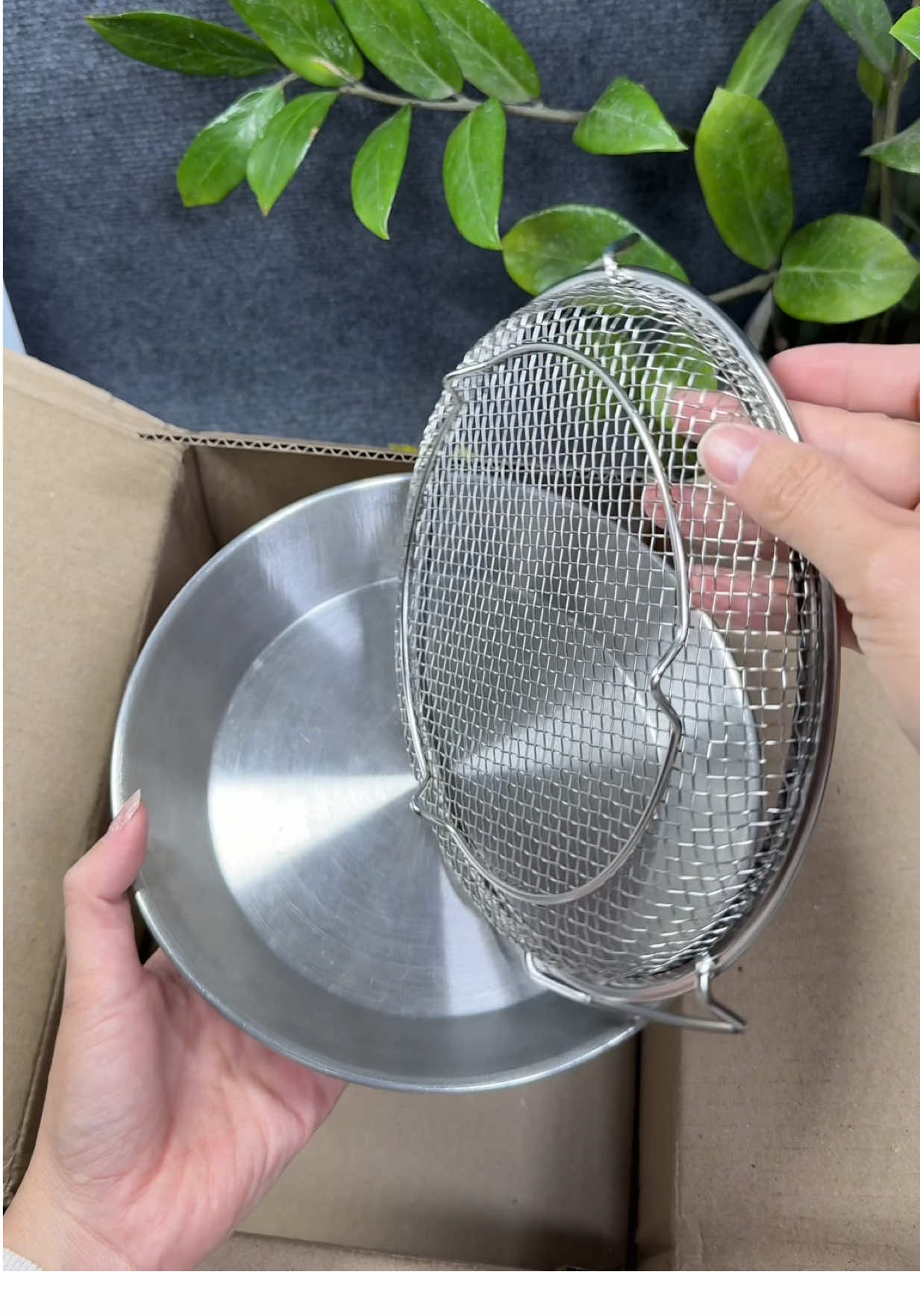 Khay lọc dầu inox #khaylocdauchienran #khaylocdau #khaylocdauinox #xuhuong  @Yến Chợ Xép 🎒  @Yến Chợ Xép 🎒  @Yến Chợ Xép 🎒 