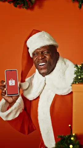 HO-HO-HO! O cara da Shopee chegou pro Natal! O nosso embaixador Terry Crews tá passando pra avisar que na Shopee você pode comprar o presente da família, do amigo secreto e do pet, tudo no mesmo carrinho! No dia 12 serão R$15 milhões em cupons de desconto e frete grátis. Confira condições.  Na Shopee compensa mais! 🧡