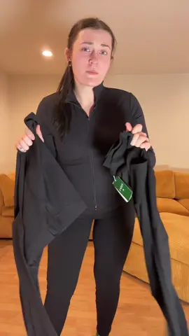 @Halara_official @halara_official #halara  #halaratiktokshop  #tummycontrol 