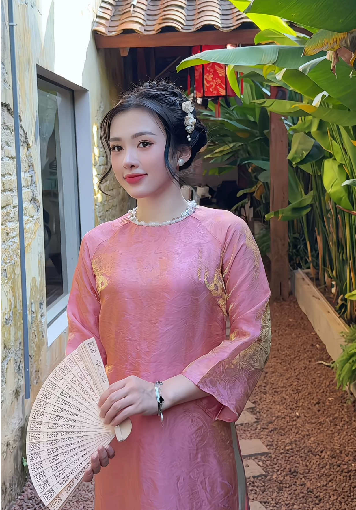 Nguyện mặc áo dài cả Tết lun🙈 #landaulamvo 