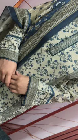 .For price and order watsapp 03443111139.Ready to wear three piece khaddar available in all sizes.#rangbyHandA #fy #dresses #winterdress #fyyyyyyyyyyyyyyyy 